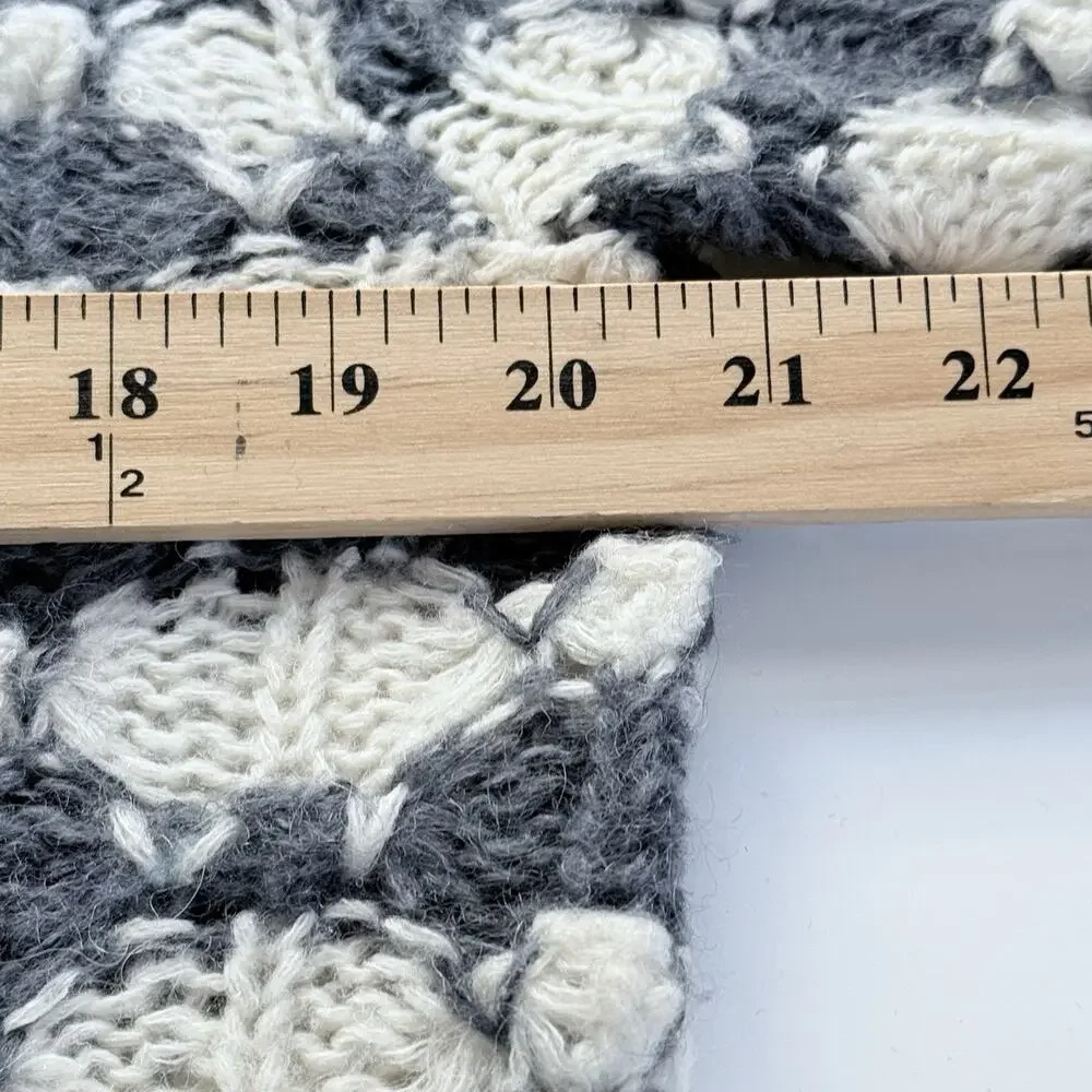 JH Collectibles VINTAGE Sweater Large Gray Cream Mohair Blend Chunky Puff Sleeve